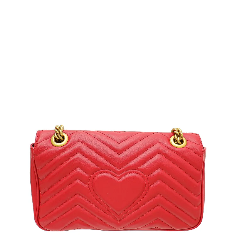 Ladies Gucci handbags with a detachable coin purse insideGucci Red GG Marmont Small Shoulder Bag