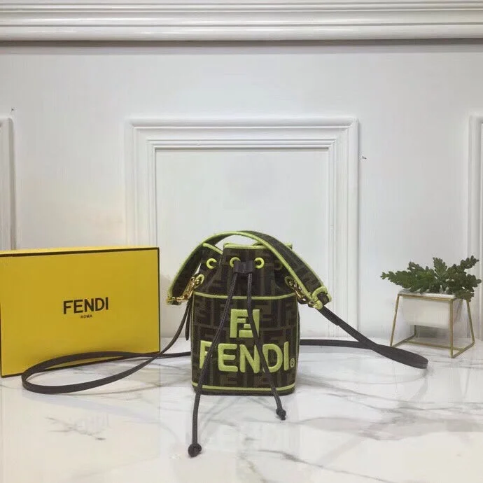 Fendi bags with a detachable makeup pouch inside for beauty - conscious usersBC - FENDI BAGS - 994