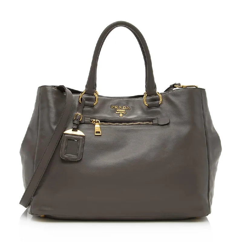 Prada Galleria bags with a structured silhouette for a professional lookPrada Soft Calf Tote (SHF-14520)