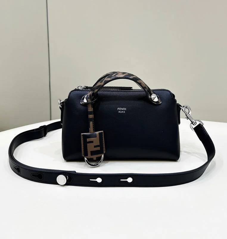 Fendi tote bags with a water - resistant lining for practicality during rainy daysWF - Fendi Bags - 186