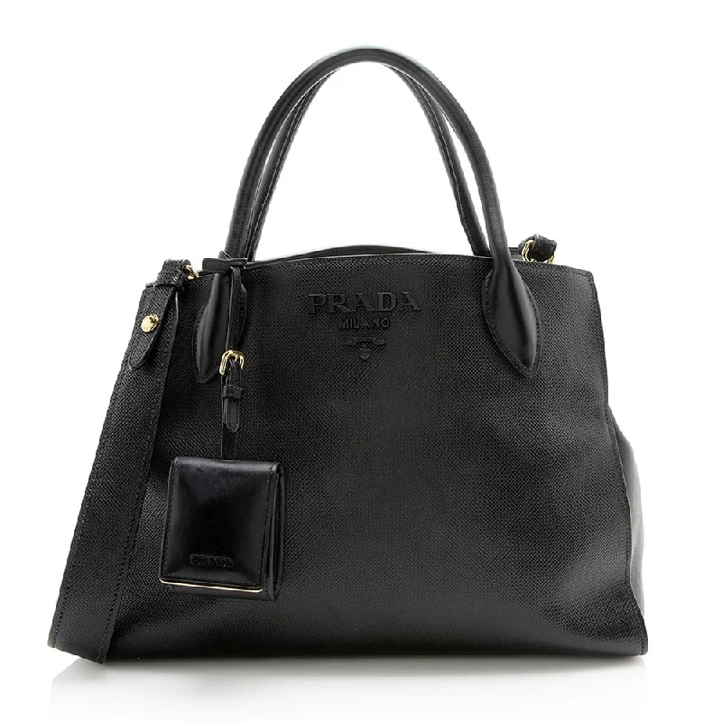 Prada Cahier bags with a leather - wrapped handle for a luxurious feelPrada Saffiano Cuir Leather Monochrome Medium Tote (SHF-12823)