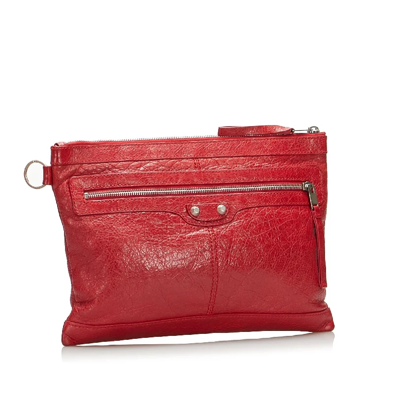 Balenciaga City bag with silver - tone rivetsBalenciaga Motocross Classic Clip Clutch Bag (SHG-uk2At3)