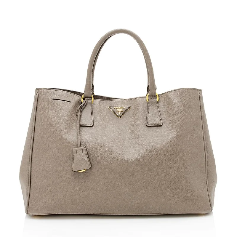 Ladies Prada Galleria bags with gold - toned hardware for a luxurious touchPrada Saffiano Leather Gardeners Tote (SHF-12210)