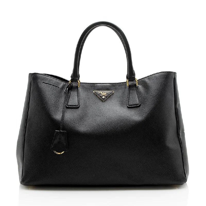 Prada bags with a front - flap pocket for quick access to essentialsPrada Saffiano Leather Gardeners Tote (SHF-12813)