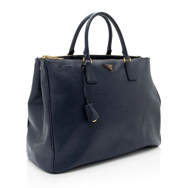 Prada bags with a front - flap pocket for quick access to essentialsPrada Saffiano Lux Double Zip Large Tote (SHF-sygS6q)