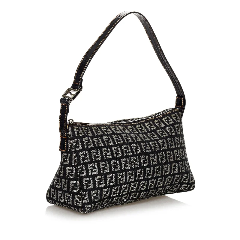 Fendi tote bags with a printed Fendi logo on the front for high brand visibilityFendi Zucchino Canvas Baguette (SHG-30041)