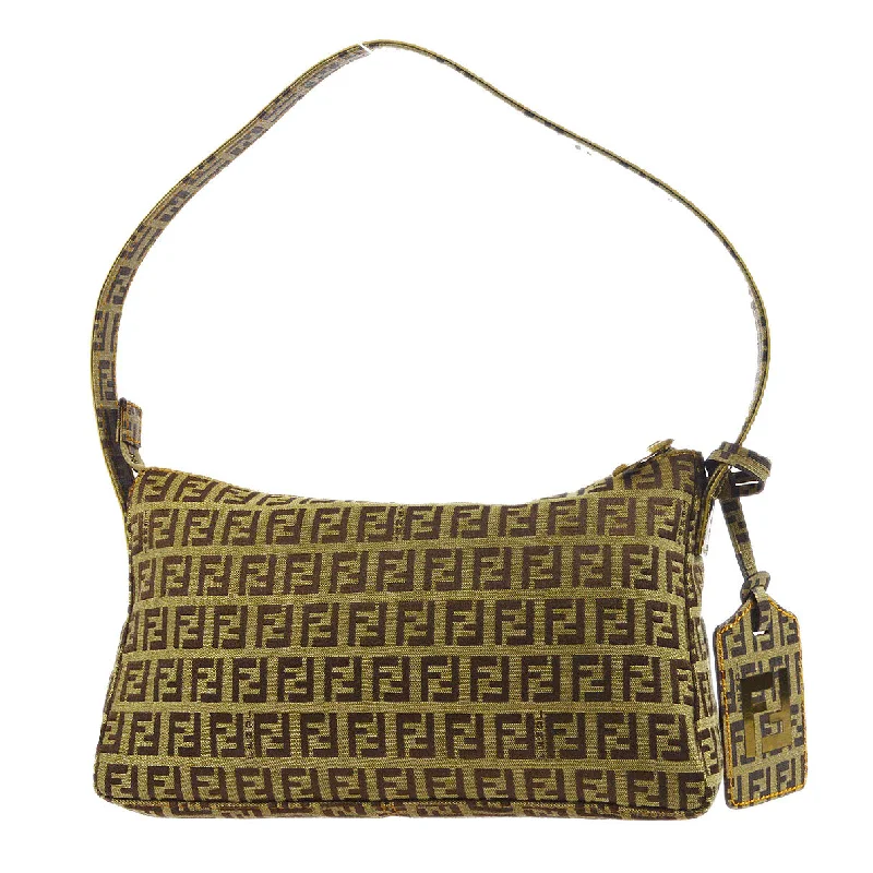 Fendi bags with a leather - bound notebook insert for jotting down notesFENDI Zucchino Handbag Beige 77505