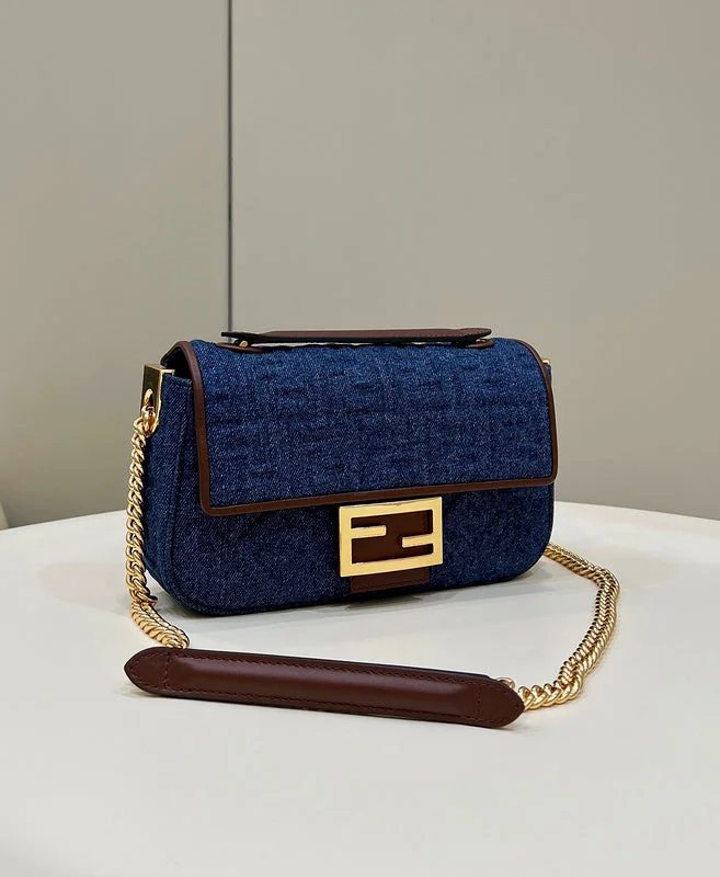 Medium - sized Fendi shoulder bags in rich, deep colors like burgundy for a sophisticated appearanceWF - Fendi Bags - 198