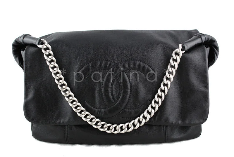 Chanel Classic Flap Bag for Evening PartyChanel Black Rodeo Drive Jumbo Chunky Chain Logo Flap Bag