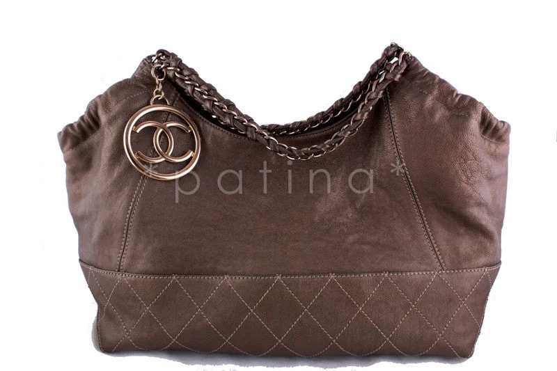 Chanel Handbag with Adjustable Strap for ComfortChanel Bronze Coco Cabas Tote Bag, Rose Gold