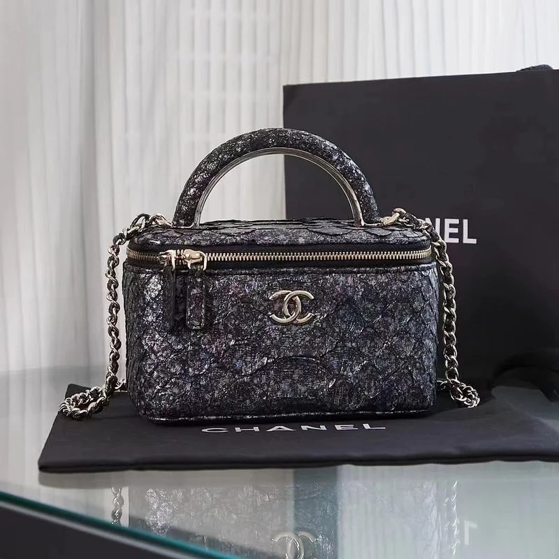 Chanel Lightweight Handbag for Daily ErrandsBC - CHANEL Bags - 1288