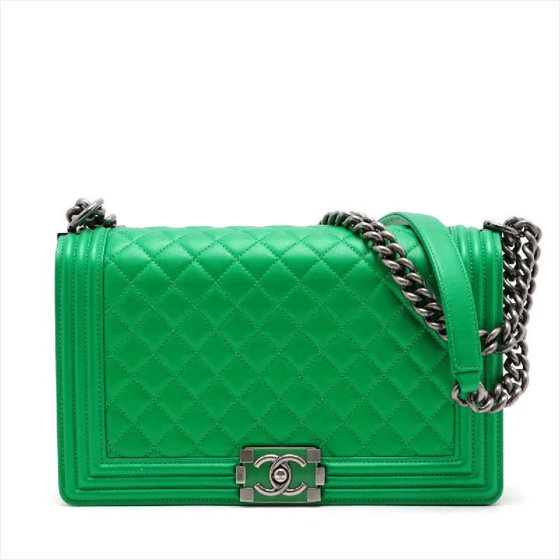 Chanel Black Handbag for Business MeetingsChanel Boy Chanel 28   Chain Shoulder Bag Green Gummetal Gold  20th A92193