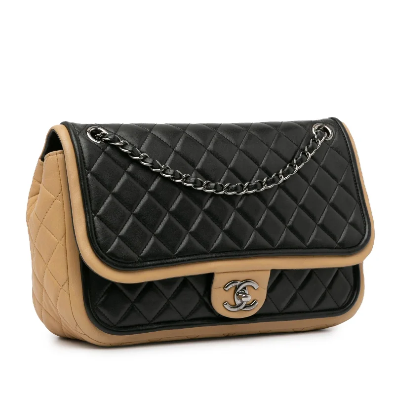 Chanel Vintage Inspired Handbag for Retro LoversChanel Jumbo Classic Bicolor Lambskin Twist Flap (8KW5ON)