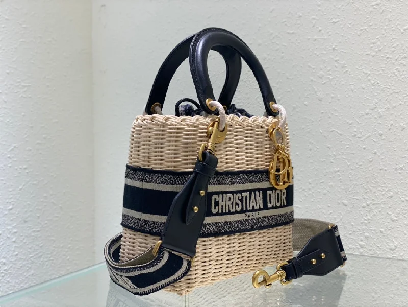 Christian Dior tote bags with a double - handle and shoulder - strap optionChristian Dior Bags  568