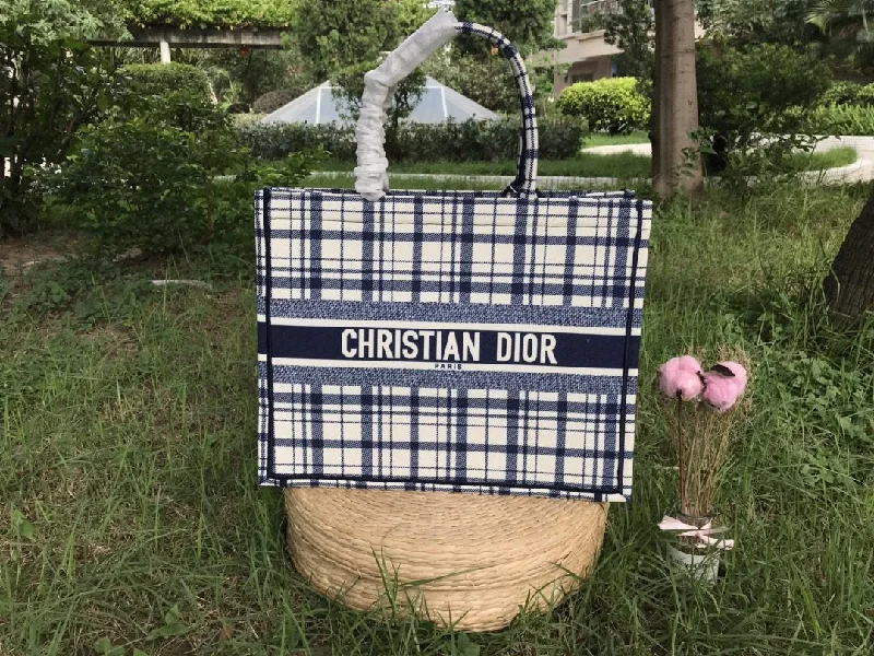 Christian Dior tote bags with a double - handle and shoulder - strap optionGlitzyBags - Designer bags by Dior 256