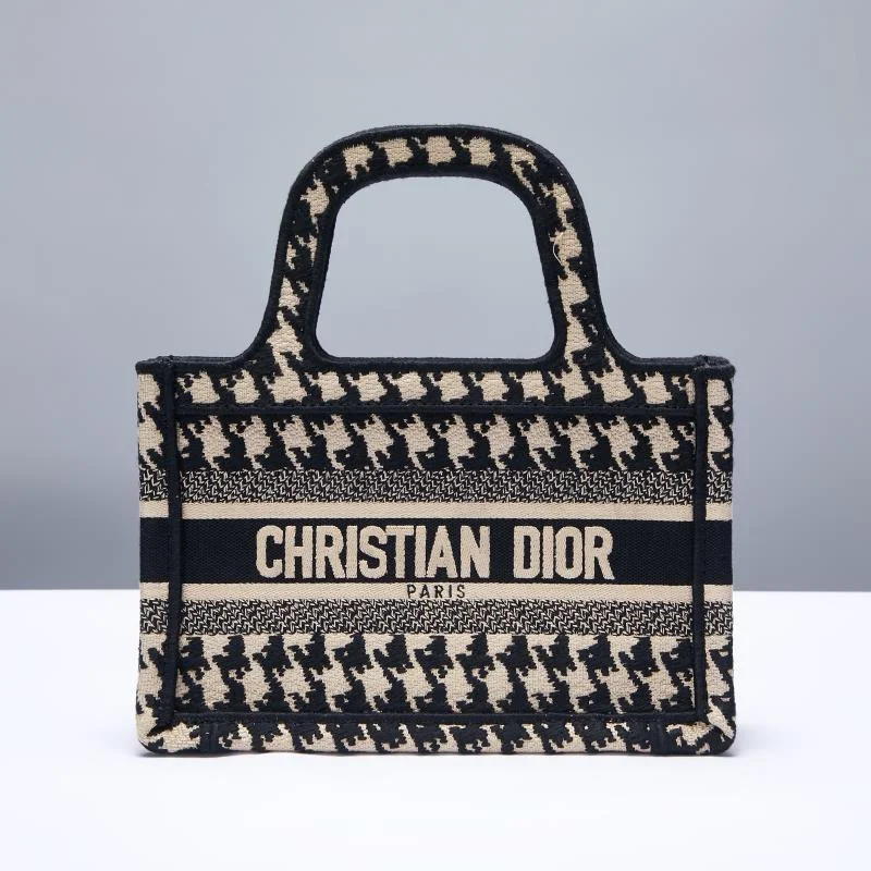 Christian Dior tote bags with a printed Dior logo on the frontGlitzyBags - Designer bags by Dior 267