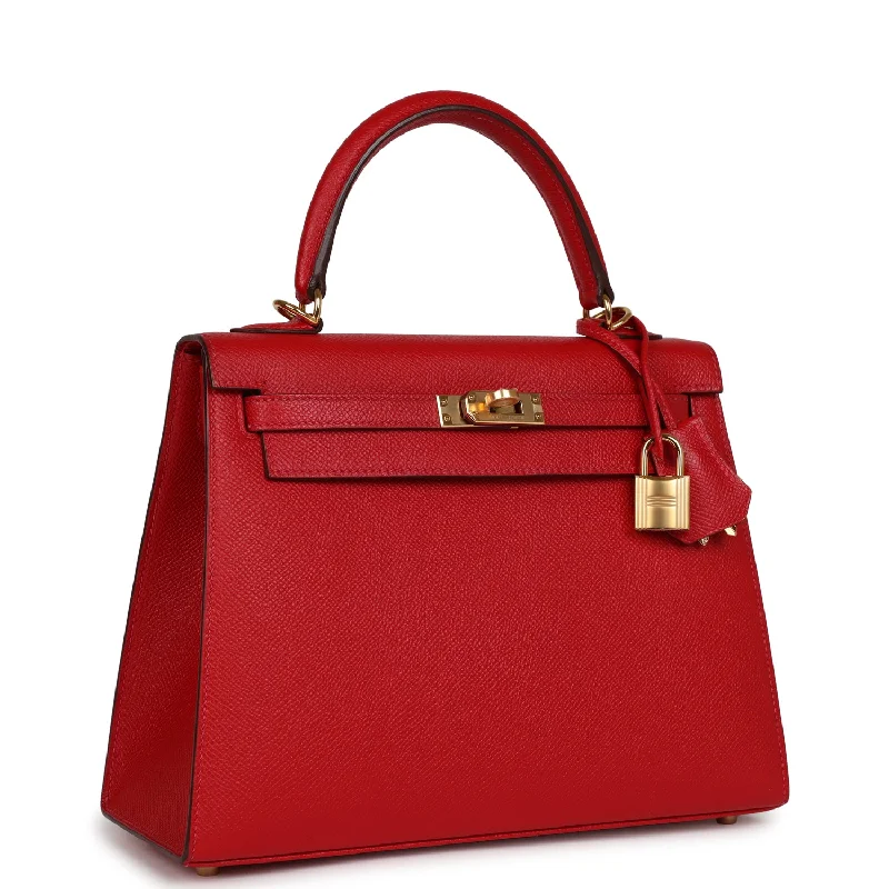 Hermès Kelly Bags in a metallic silver for a glamorous touchHermes Kelly Sellier 25 Rouge Casaque Epsom Gold Hardware