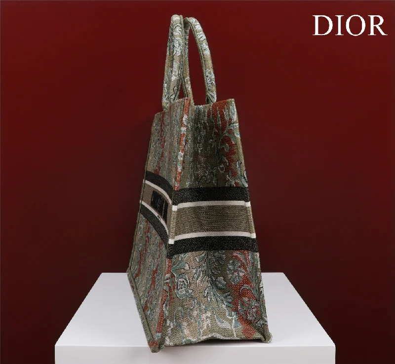 Contemporary Christian Dior handbags with a unique shapeWF - Dior Bag - 358